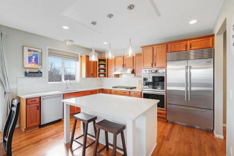 13472 Clearwater Circle Rogers MN 55374