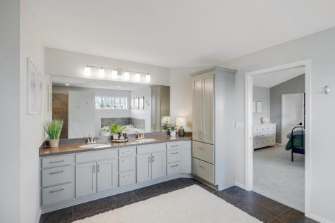 13472 Clearwater Circle Rogers MN 55374