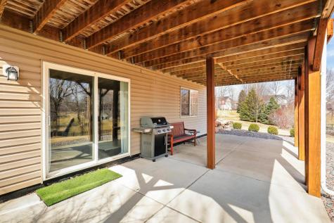 13472 Clearwater Circle Rogers MN 55374