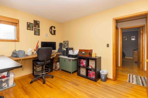 1834 14 1/2 Street S Fargo ND 58103