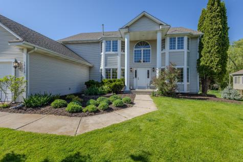 16210 39th Place N Plymouth MN 55446