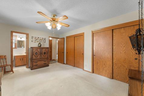26 W Sandra Lee Drive Saint Paul MN 55119
