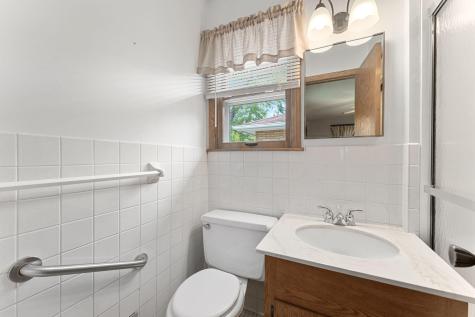 26 W Sandra Lee Drive Saint Paul MN 55119