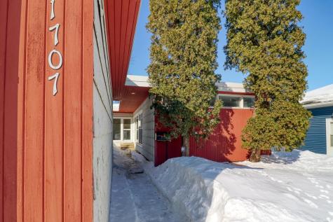 1707 6th Street S Moorhead MN 56560