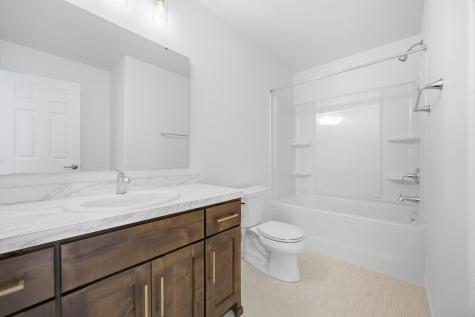 837 60th Avenue W West Fargo ND 58078