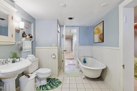 108 E 25th Street Minneapolis MN 55404