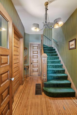 108 E 25th Street Minneapolis MN 55404