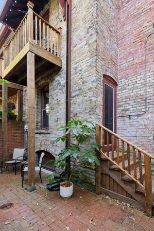 108 E 25th Street Minneapolis MN 55404