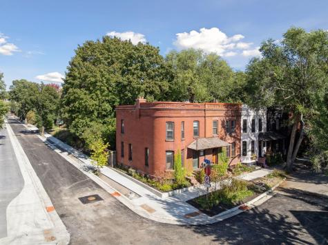 108 E 25th Street Minneapolis MN 55404