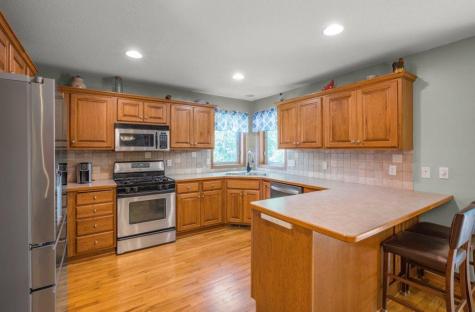 9918 Kiwi Avenue N Brooklyn Park MN 55443