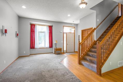9918 Kiwi Avenue N Brooklyn Park MN 55443