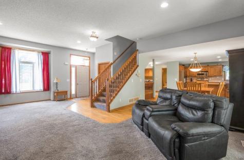 9918 Kiwi Avenue N Brooklyn Park MN 55443