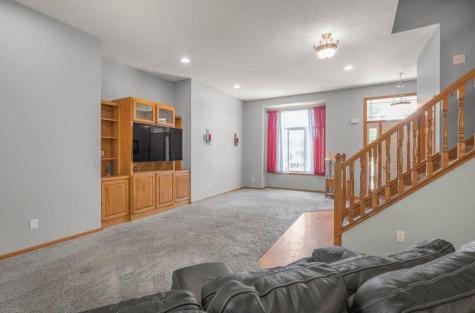 9918 Kiwi Avenue N Brooklyn Park MN 55443