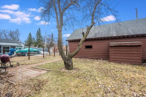 1912 E 3rd Street Superior WI 54880
