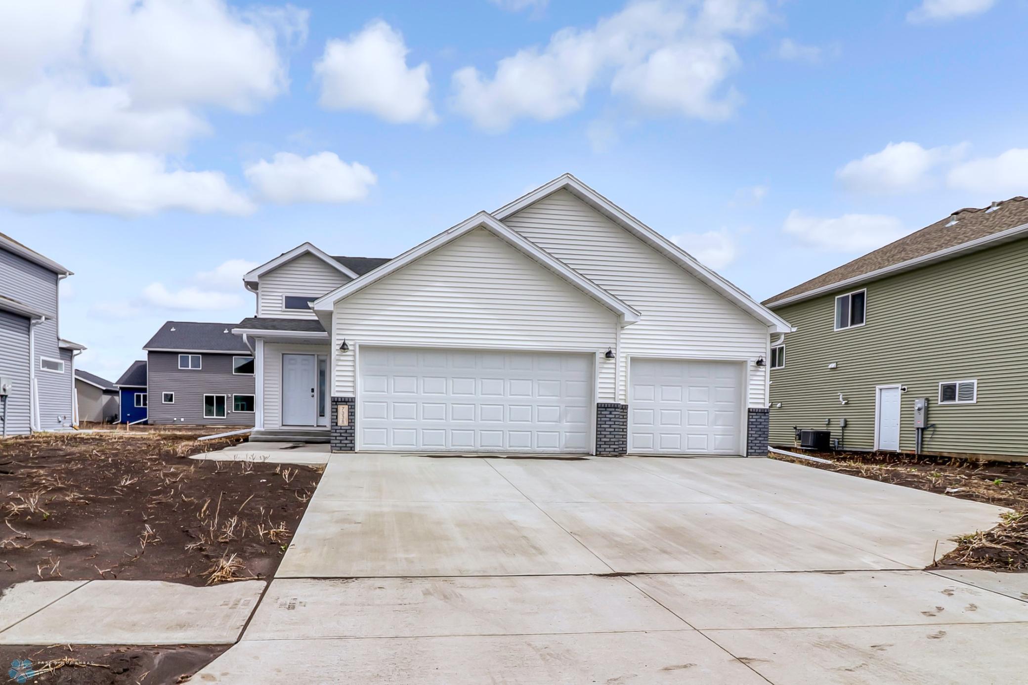 7338 28 Street S Fargo ND 58104