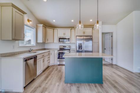 7338 28 Street S Fargo ND 58104