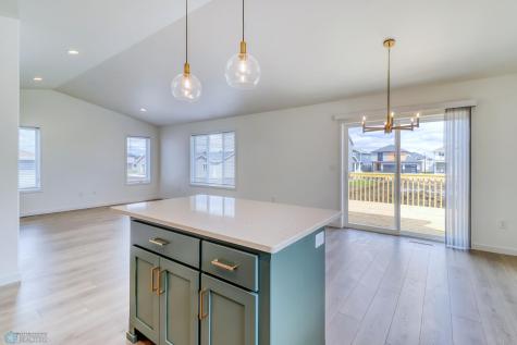 7338 28 Street S Fargo ND 58104