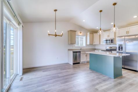 7338 28 Street S Fargo ND 58104