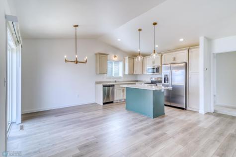 7338 28 Street S Fargo ND 58104