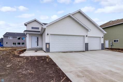 7338 28 Street S Fargo ND 58104