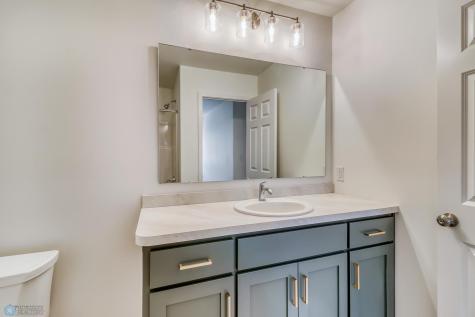 7338 28 Street S Fargo ND 58104