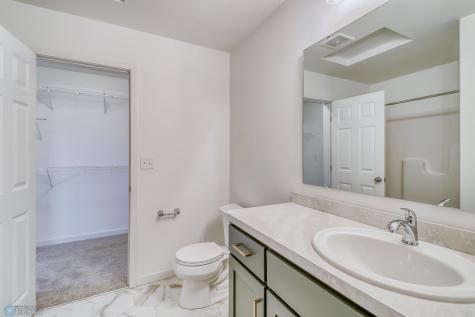 7338 28 Street S Fargo ND 58104