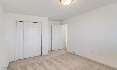 7338 28 Street S Fargo ND 58104