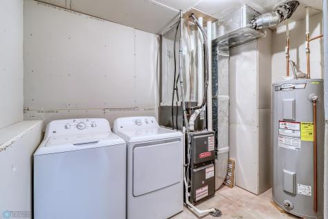 7338 28 Street S Fargo ND 58104
