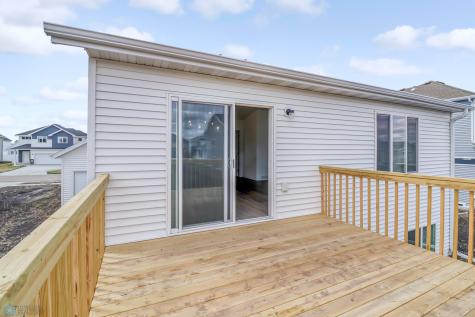 7338 28 Street S Fargo ND 58104