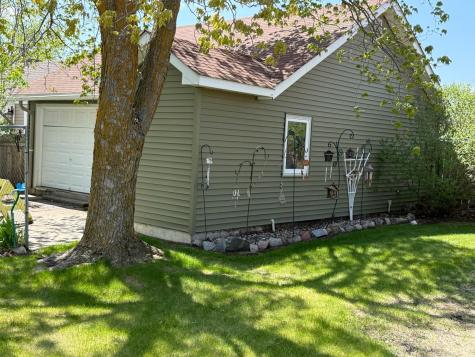 1245 W Lake Drive Detroit Lakes MN 56501