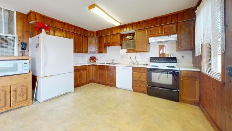 1245 W Lake Drive Detroit Lakes MN 56501