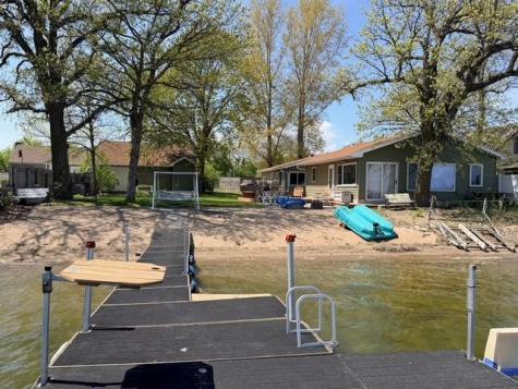 1245 W Lake Drive Detroit Lakes MN 56501