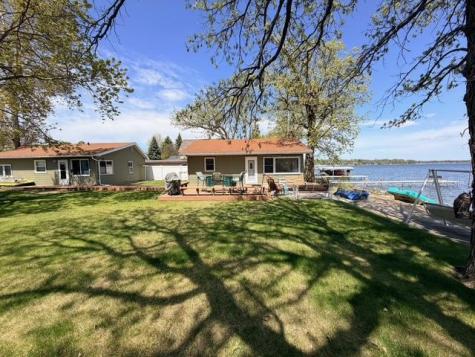 1245 W Lake Drive Detroit Lakes MN 56501