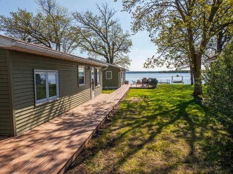 1245 W Lake Drive Detroit Lakes MN 56501
