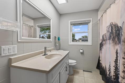 6407 Major Avenue N Brooklyn Center MN 55429