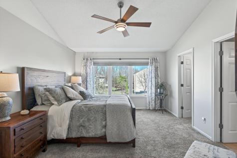662 Sutherland Drive Woodbury MN 55129
