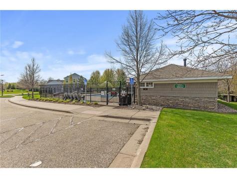 662 Sutherland Drive Woodbury MN 55129