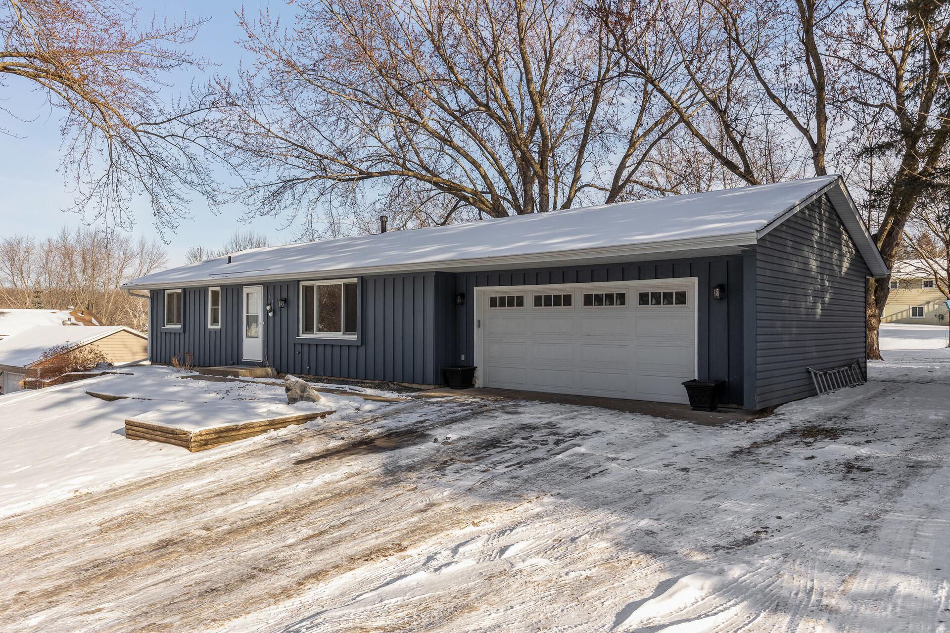 13916 Everest Avenue Apple Valley MN 55124