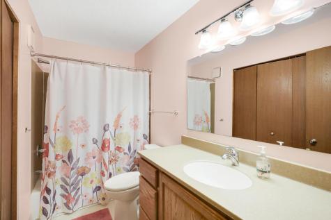 10451 Greenbrier Road Minnetonka MN 55305