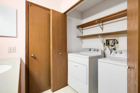 10451 Greenbrier Road Minnetonka MN 55305