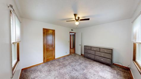 813 Pillsbury Avenue Albert Lea MN 56007