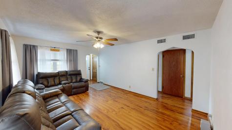 813 Pillsbury Avenue Albert Lea MN 56007