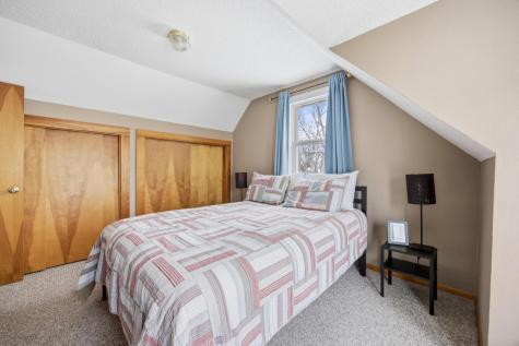 1641 8th Avenue S Fargo ND 58103