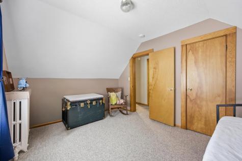 1641 8th Avenue S Fargo ND 58103