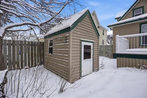 1641 8th Avenue S Fargo ND 58103