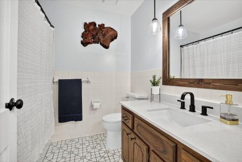 2405 Quinwood Lane N Plymouth MN 55441