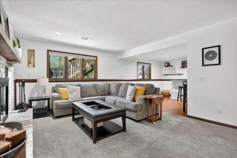 2405 Quinwood Lane N Plymouth MN 55441