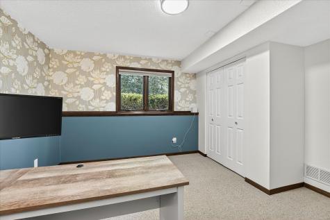 2405 Quinwood Lane N Plymouth MN 55441