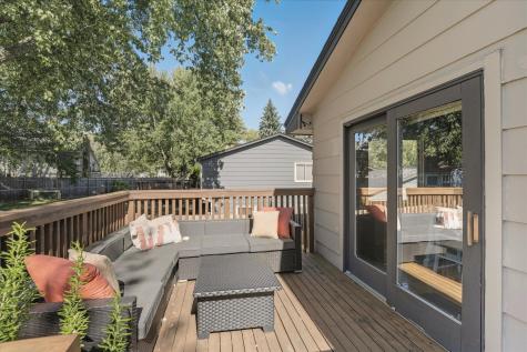 2405 Quinwood Lane N Plymouth MN 55441