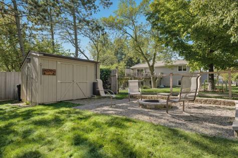 2405 Quinwood Lane N Plymouth MN 55441
